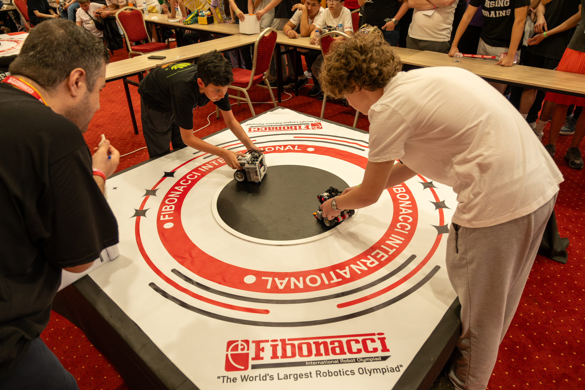 Robotics and STEM: How Children Discover the Engineers of Tomorrow